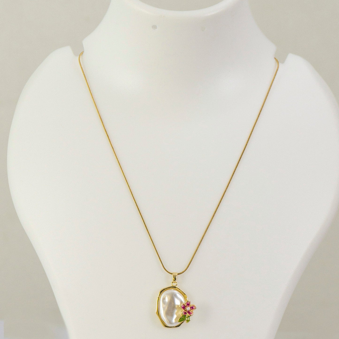 Anti tarnish Pendant Necklace - UBK3194