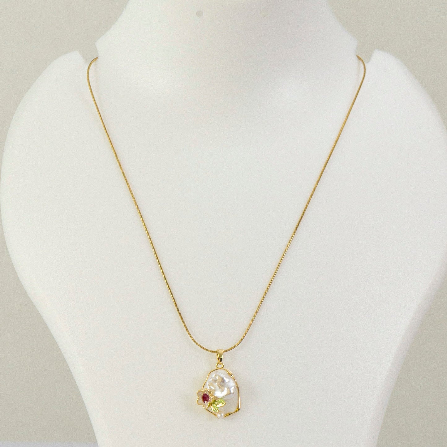 Anti tarnish Pendant Necklace - UBK3196