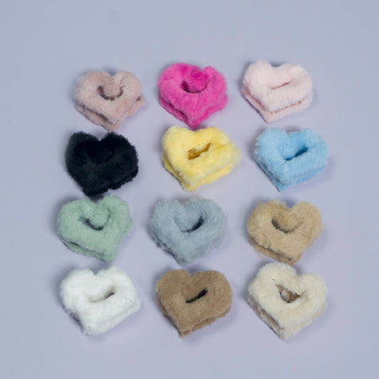 Heart Shape Fur Hair Claw (12Pcs) - UBKWS1098