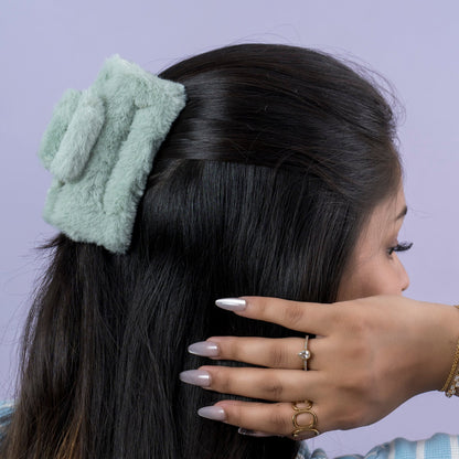 XL Fluffy Hair Claw (1Dz) – UBKWS2666