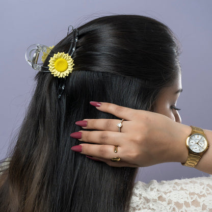 Transparent Daisy Hair Claw (1Dz) - UBKWS2477