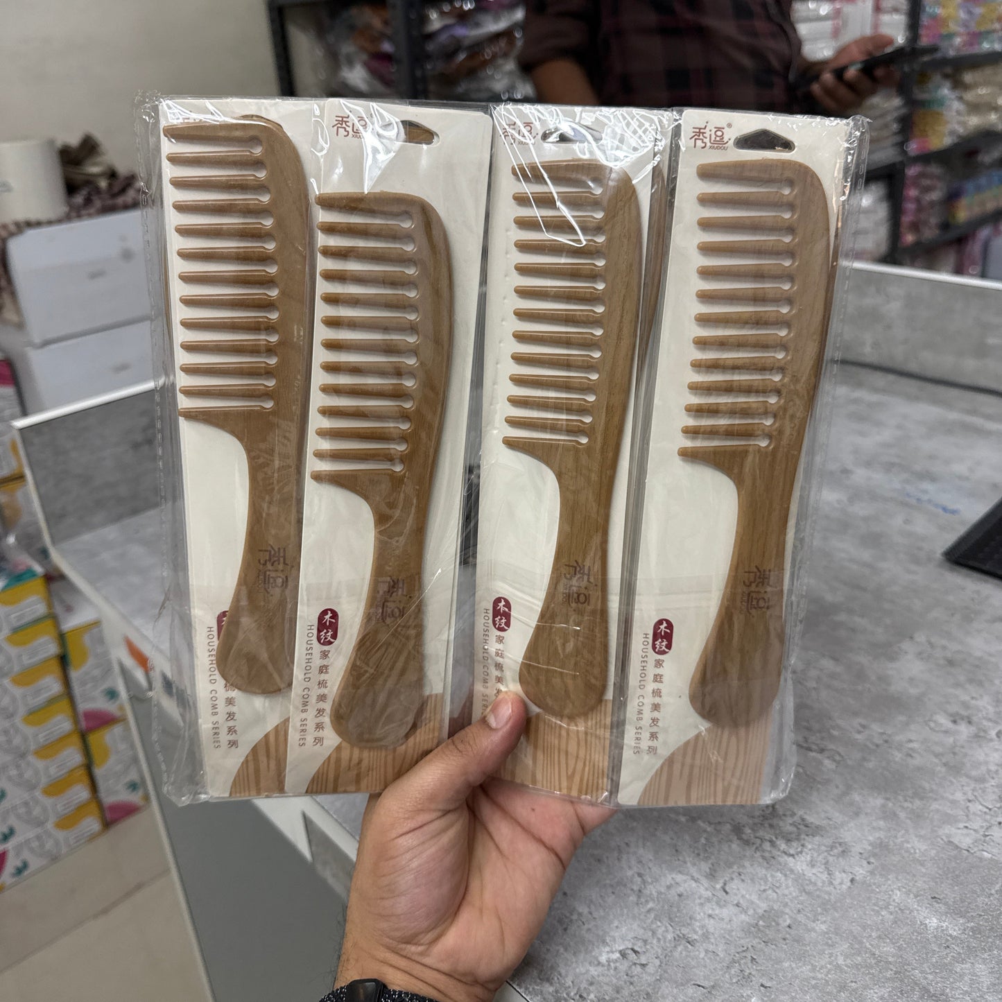 Handle Comb (12Pcs) - UBKWS1203