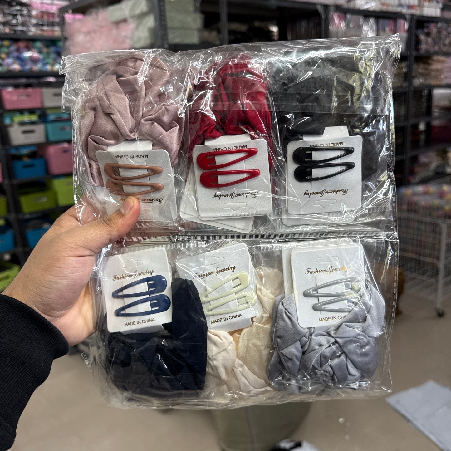 Scrunchie & Hair Clip Set (12Pcs) - UBKWS1142