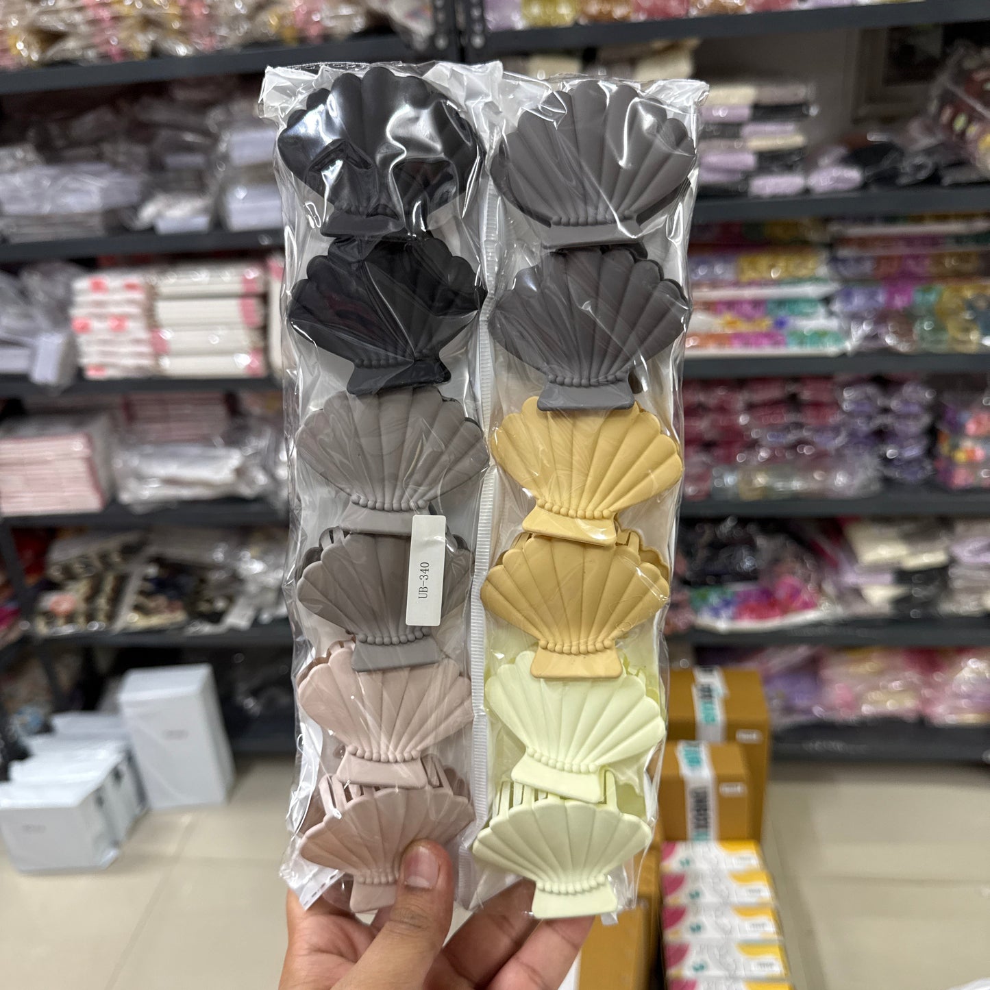 Matte Shell Hair Claw (1Dz) - UBKWS2434