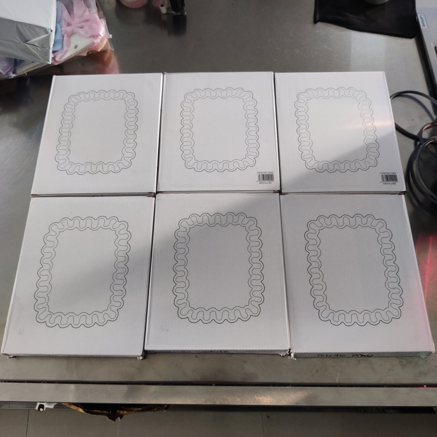 Curl-Frame Aesthetic Table Mirror (6Pcs) - UBKWS2370