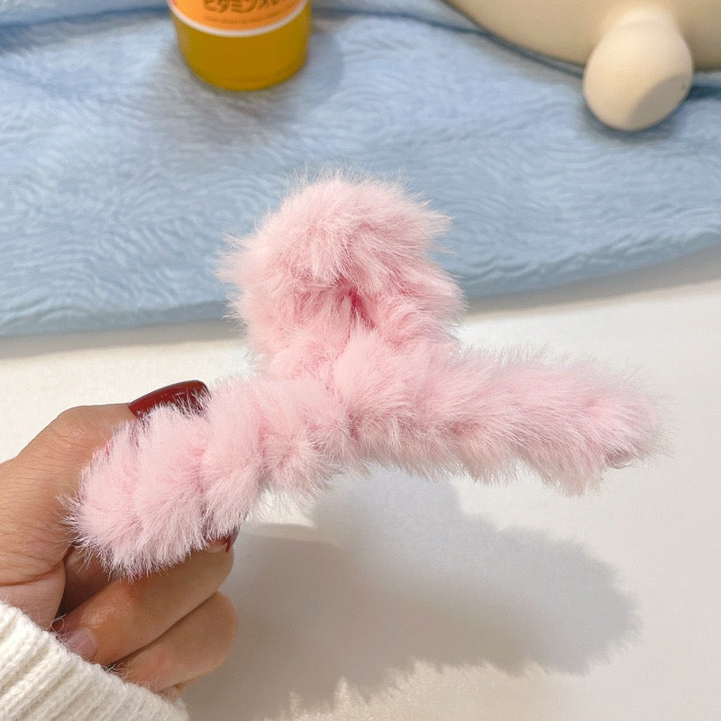 Fur Hair Claw (Pack of12) - UBKWS344